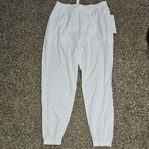 Lululemon Nwts Adapted State Joggers Perforated. White! Sz 8/28" Inseam